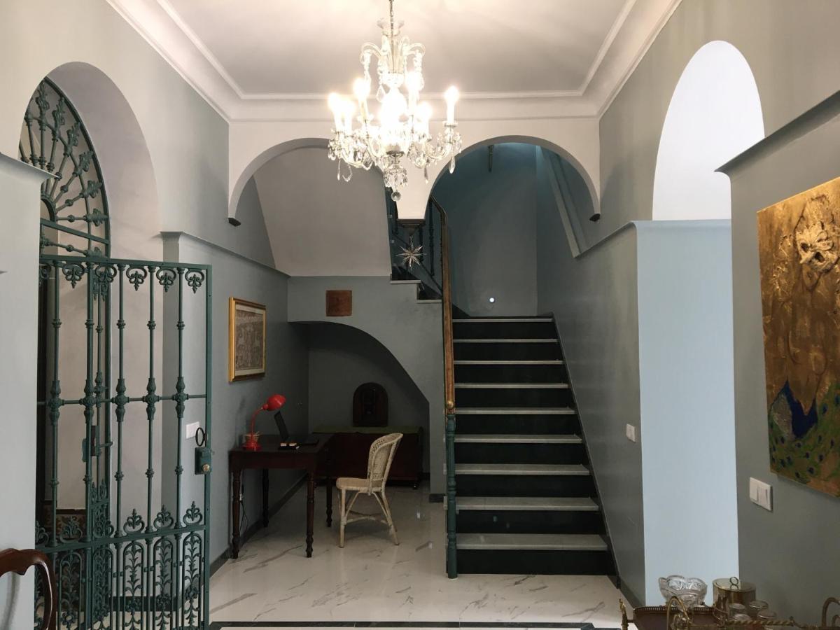 Casa Senorial Con Piscina. Casa Donna Isabel Guest House Peñaflor Екстериор снимка